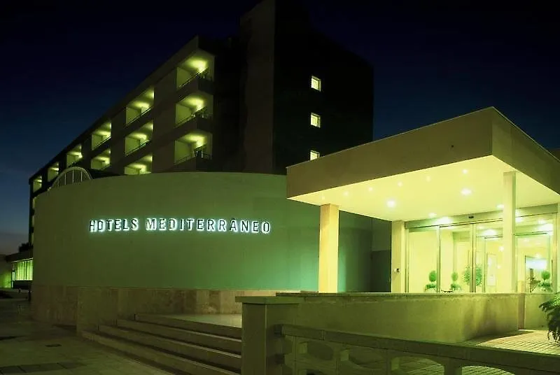 Hotel Mediterraneo ロザス 3*,